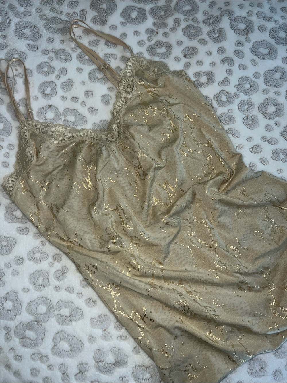 Express Cami - Picture 2 of 7
